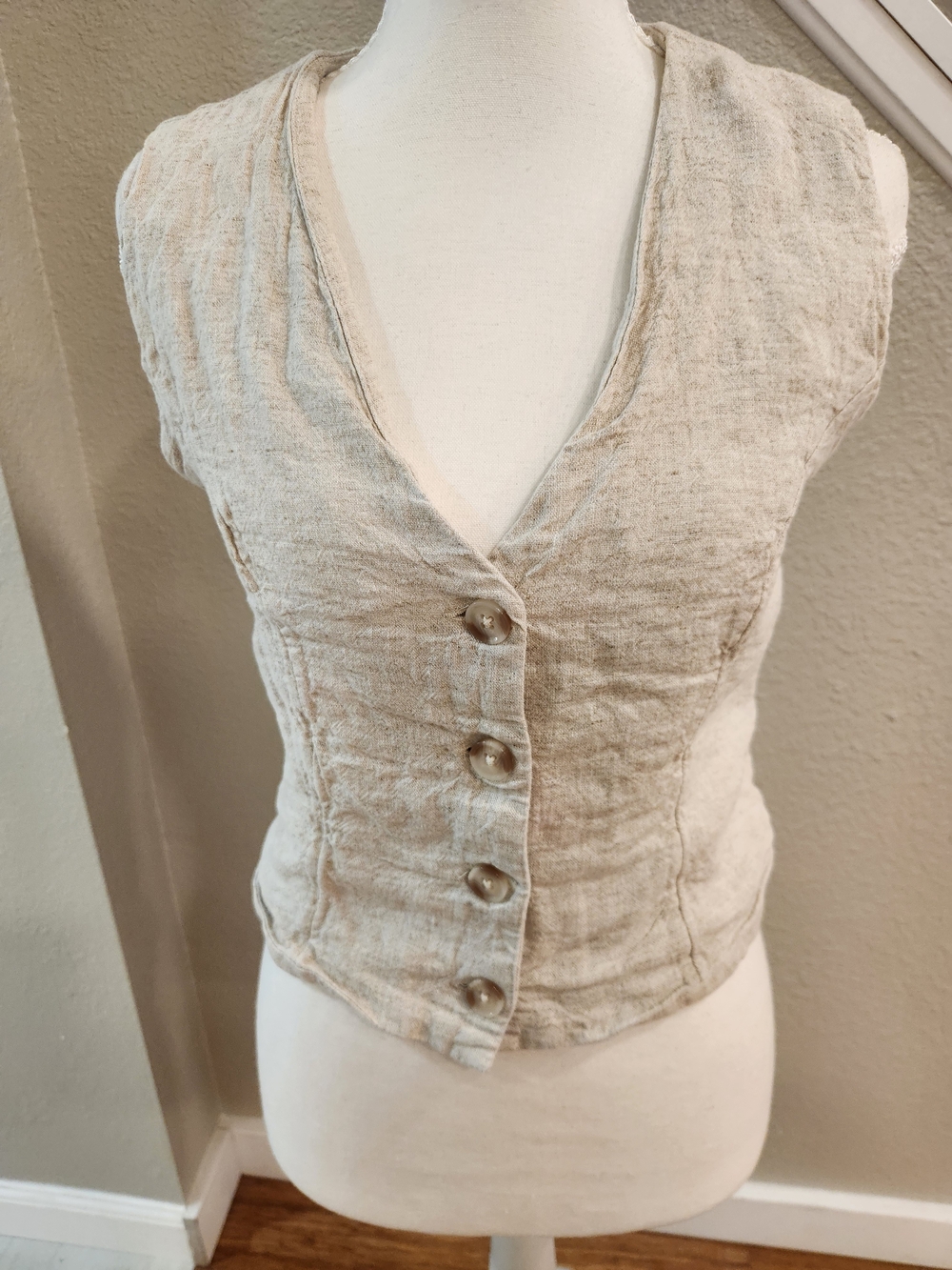 Abercrombie & Fitch Natural Beige Button-Front Linen Vest